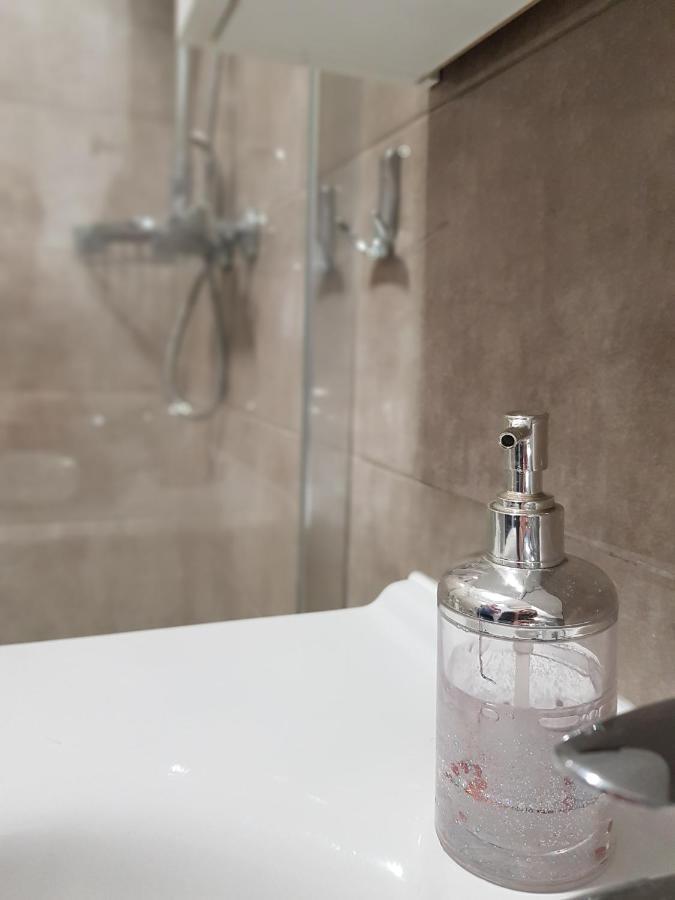 Apartmani Milutin Бродариця Екстер'єр фото
