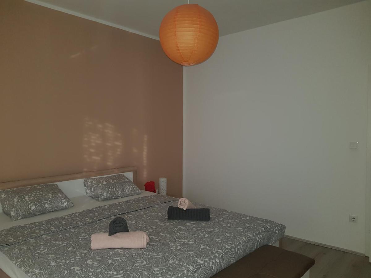 Apartmani Milutin Бродариця Екстер'єр фото