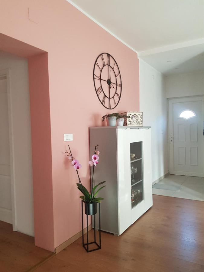 Apartmani Milutin Бродариця Екстер'єр фото
