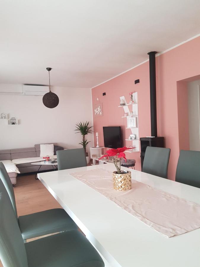 Apartmani Milutin Бродариця Екстер'єр фото
